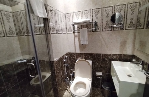 Hera Street Hotel | Sansa Hotel