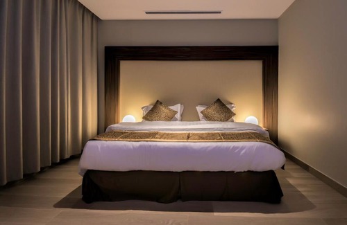 Qurish Street Apartment | Tiara