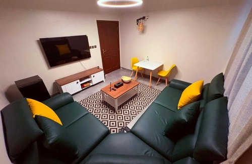 Palestine Street Apartment | أوريانا Oriana