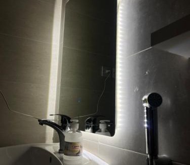 Al Murabba Apartment | استديو مريح بدخول ذاتي Luxurious Master Studio with Self-Check-in Aq