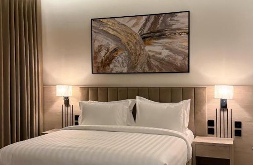 Qurish Street Hotel | الإقامة الذهبية للشقق المخدومة