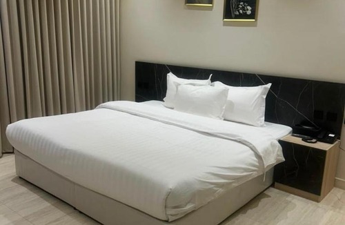 Al Bawadi Apartment | الحياة الخضراء للشقق المخدومه - Al-Hayah Al- Khadra