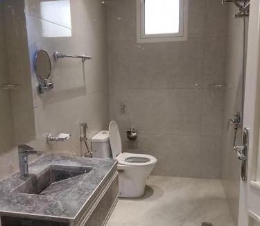 Al Hawiyah Apartment | المرجان الأبيض للشقق المخدومة 4
