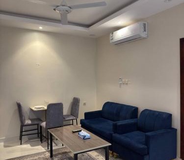 Al Wajh Apartment | الهاشم للشقق المخدومة 4 الوجه - Al Hashem for Served Apartments 4