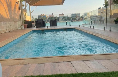 Durrat Al-Arous Villa | درة العروس شاطي الموج