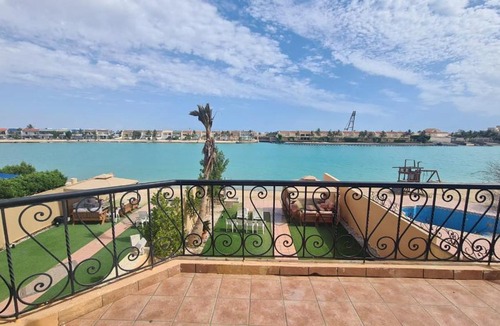 Dhahban Villa | درة العروس كورال بيتش فيلا