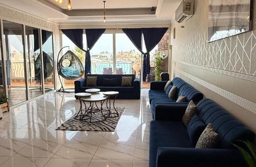 Durrat Al-Arous Villa | درة العروس لونق بيش مسبح