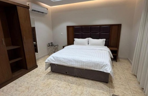 Al Bahah Apartment | رفاء الذهبية للشقق المخدومة 2