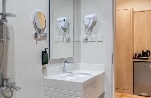 Al Hamra Apartment | روز الخيال للشقق المخدومة 5