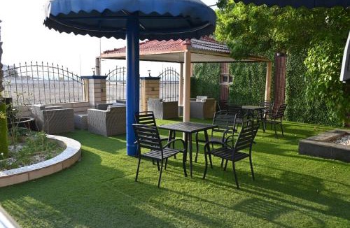 Ar Rayis Resort | شاطئ العرب الرايس