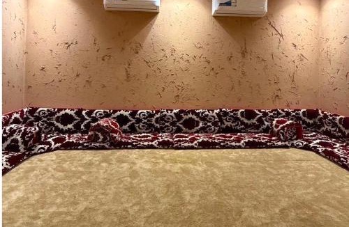 Al Kura Ski Chalet | شاليهات أفق