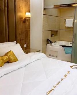 Al Hawiyah Ski Chalet | شاليهات ذوق بارك
