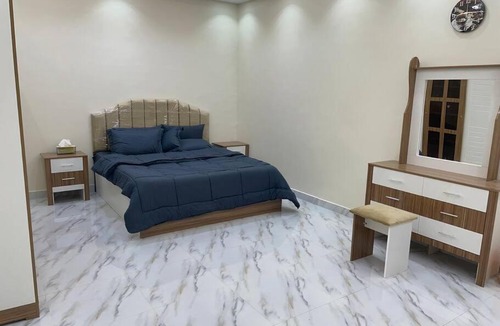 Al Wudayy Apartment | شاليه اوديتي راقي بمسطحات خضراء وغرفة نوم