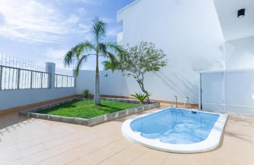 Ar Rayis Resort | شـاطئ الجـار