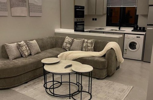 Jeddah Apartment | شقة بغرفتين نوم وصالة