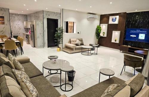 Ash Shati Apartment | شقة بنظام فيلا مستقلة بالكورنيش apartment with villa system