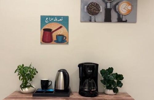Al Kharj Apartment | شقة غرفة وصالة الخزامى - bedroom apartment with a living room