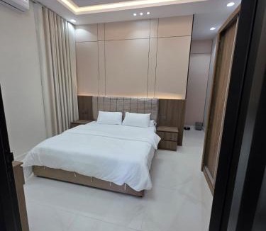 Taif Apartment | شقة فندقية vip رقم 2 مدخل خاص وحوش وموقف خاص