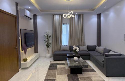 Al Riyadh Apartment | شقة ميرال رويال Miral Royal Apartment