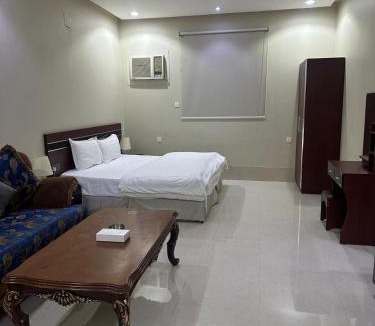 Al Aziziyah Apartment | شقق أناسي المخدومة