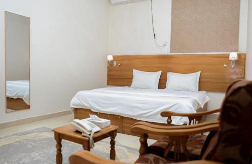 Az Zulfi Apartment | شقق دار عكاظ للشقق المخدومة Dar Okaz Serviced Apartments