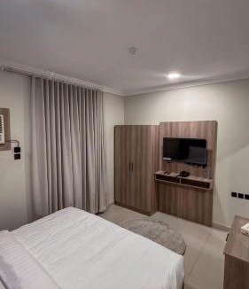 Buraydah Apartment | شقق زهرة النزلاء المخدومة