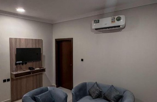Buraydah Apartment | شقق زهرة النزلاء المخدومة