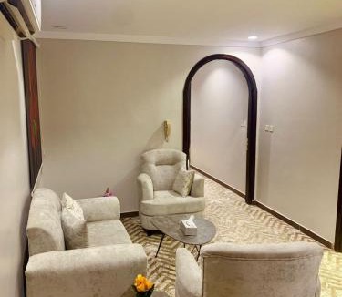 Mecca Apartment | شقق كوثر النزهة الفندقية