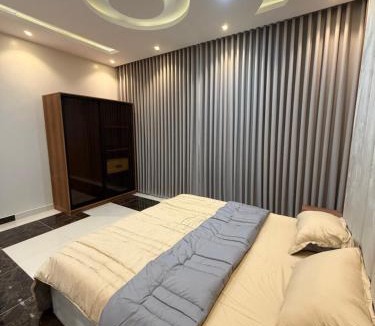 Buraydah Apartment | شقق ليندا