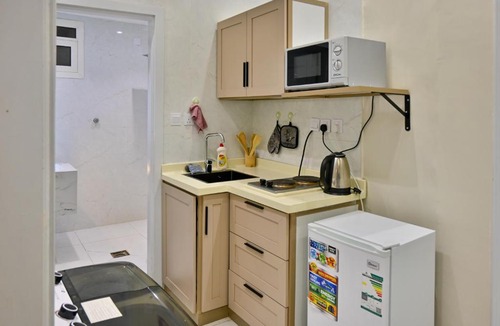 Medina Apartment | شقق نسائم العزيزية