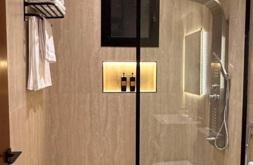 Sari Street Apartment | غرفتين وصالة في حي السلامة