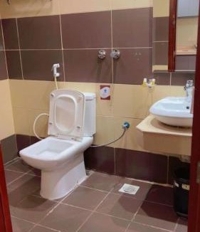 Sari Street Hotel | فندق جوهرة البستان للوحداد السكنية