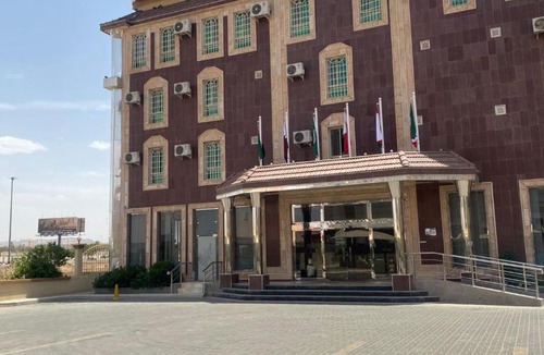 Nejran Hotel | فندق سيتي رست