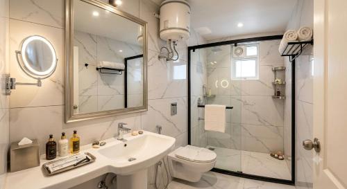 Abu Arish Hotel | فندق صالح