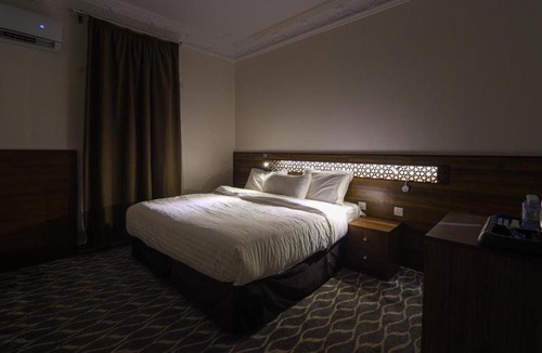 Medina Hotel | فندق ضباب طيبة