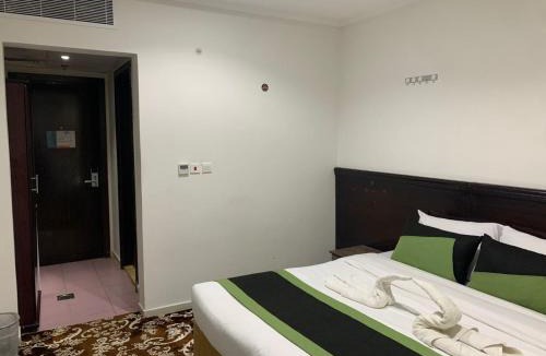 Mecca Hotel | فندق ليمة الفضي - شارع عبدالله خياط