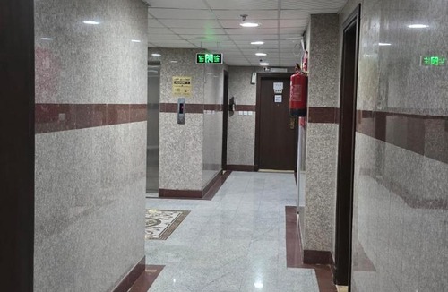 60th Street Hotel | فندق ليمه التاج