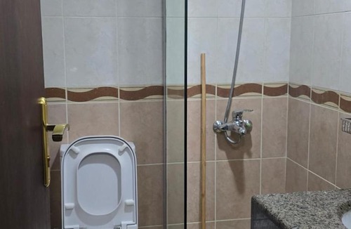 60th Street Hotel | فندق ليمه التاج