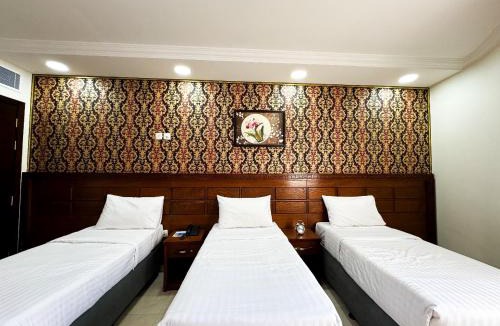 Al Aziziyah Hotel | فندق مسارات المحبس