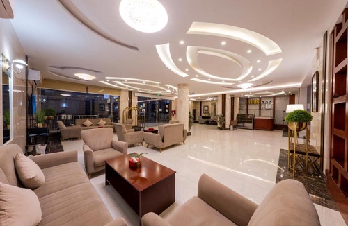 Abha Hotel | فندق مشارف ابها