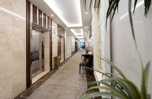 Abha Hotel | فندق مشارف ابها