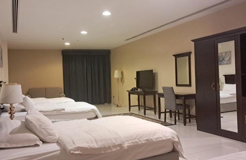Riyad Al Khabra Hotel | فندق مفازا القصيم