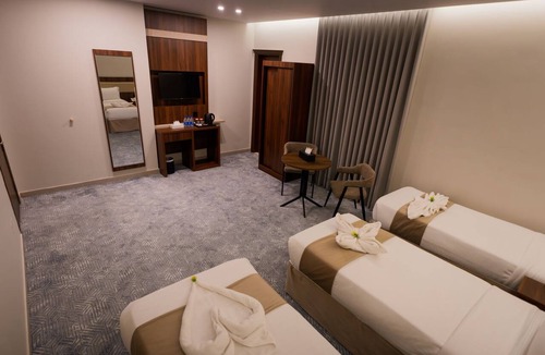 Al Aziziyah Hotel | فندق نسمات اليقين