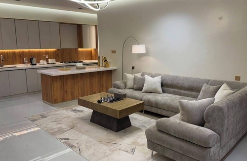 Al Bahah Hotel | فيلا دورين بتأثيث فندقي فاخر وجلسة خارجية