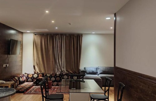 Al Mahdiyah Hotel | قصر العارض للشقق المخدومة