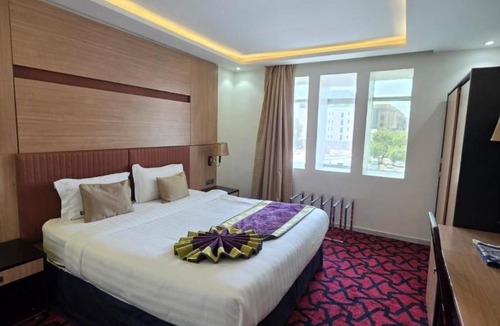 King Abdul Aziz Road Apartment | مؤسسة ميرا سويت للشقق المخدومة