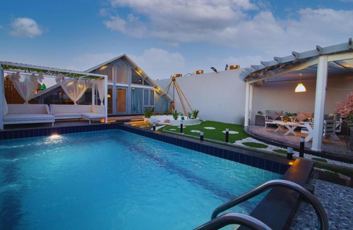Dhahban Ski Chalet | منتجع يوم العائلة family day resort