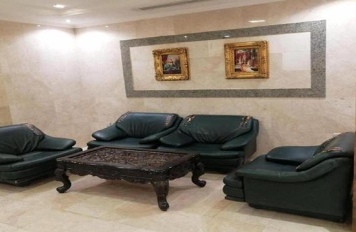 Ali Salamah Hotel | نجمة صقر قريش