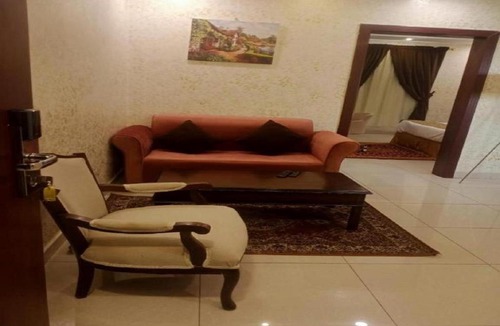 Ali Salamah Hotel | نجمة صقر قريش