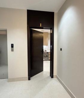 Al Kharj Apartment | نُزل البدر - غرفة و صالة دخول ذاتي